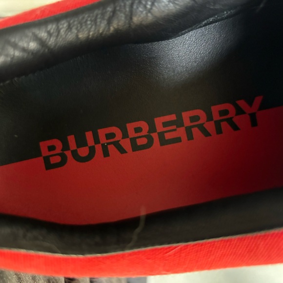 Burberry Super Runway Somerton & Red Low Top Sneakers 🔥 - Picture 5 of 9